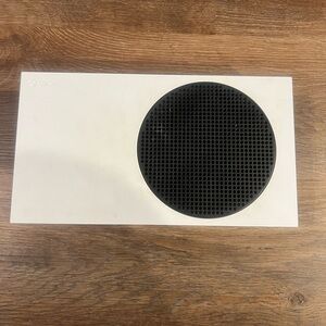 Xbox Series S Console NO CORDS